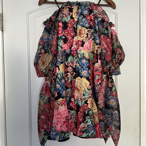 KEEPSAKE The Label Black Hydrangea
Runaway Off The Shoulder Mini
Dress Sz M (6) - Picture 8 of 11